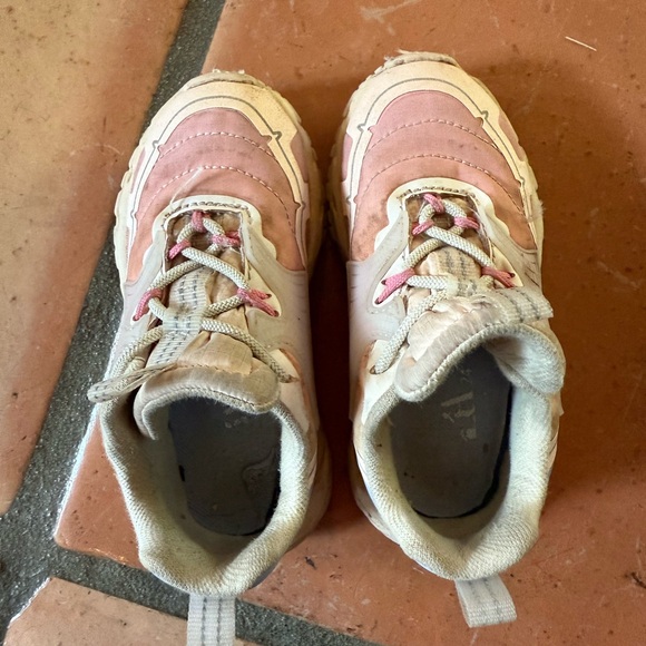 Zara Dégradé Sneakers - size 8 toddler - Picture 3 of 5